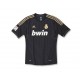 Camiseta de visitante del Real Madrid CF 11/12 por Adidas